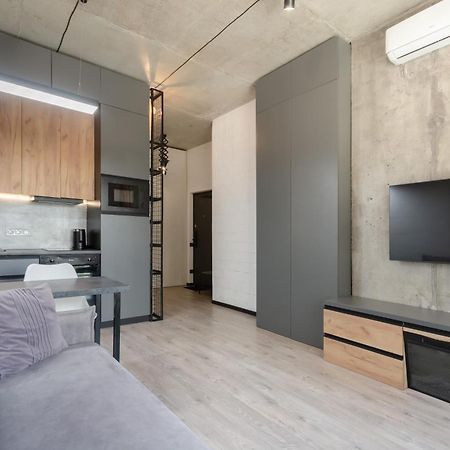 Petrovdom Apartments 12-131B In Rc "Yaroslaviv Grad", Bulvarno-Kudriavska 17B Kiev Esterno foto