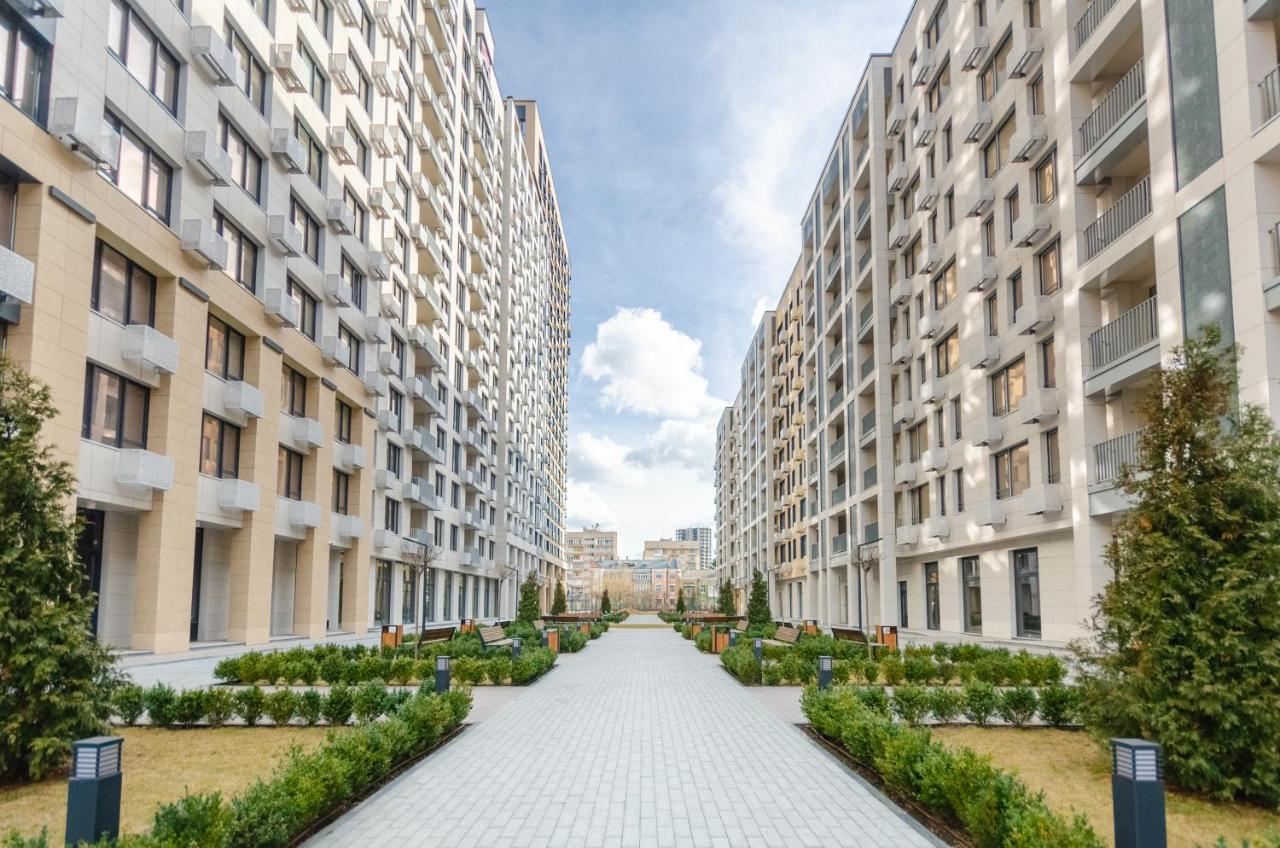 Petrovdom Apartments 12-131B In Rc "Yaroslaviv Grad", Bulvarno-Kudriavska 17B Kiev Esterno foto