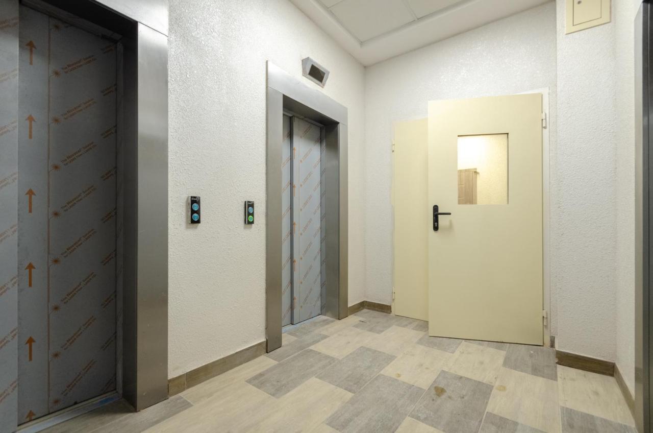 Petrovdom Apartments 12-131B In Rc "Yaroslaviv Grad", Bulvarno-Kudriavska 17B Kiev Esterno foto