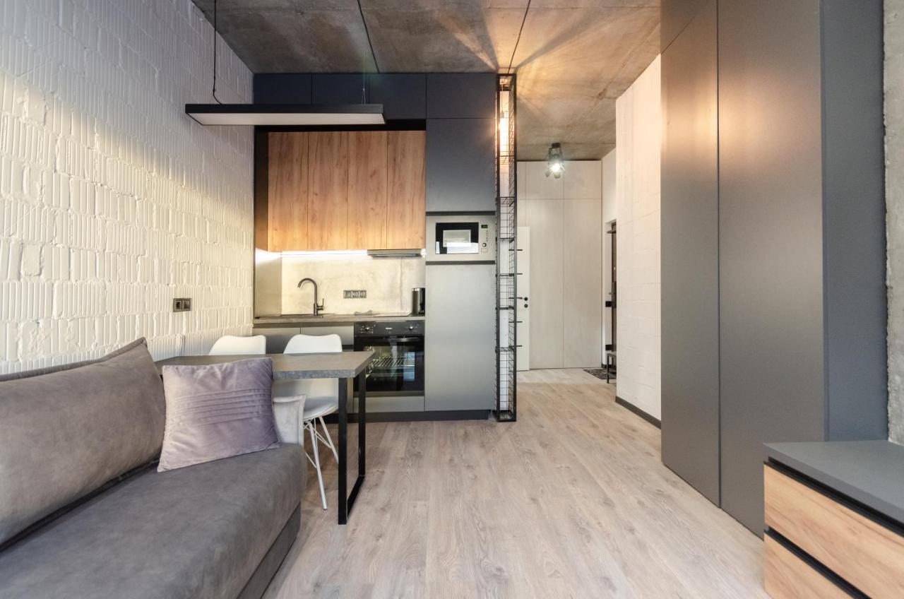 Petrovdom Apartments 12-131B In Rc "Yaroslaviv Grad", Bulvarno-Kudriavska 17B Kiev Esterno foto